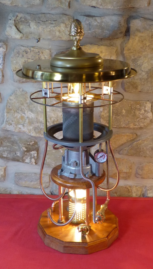Steampunk Lamp 15_0883_900.jpg